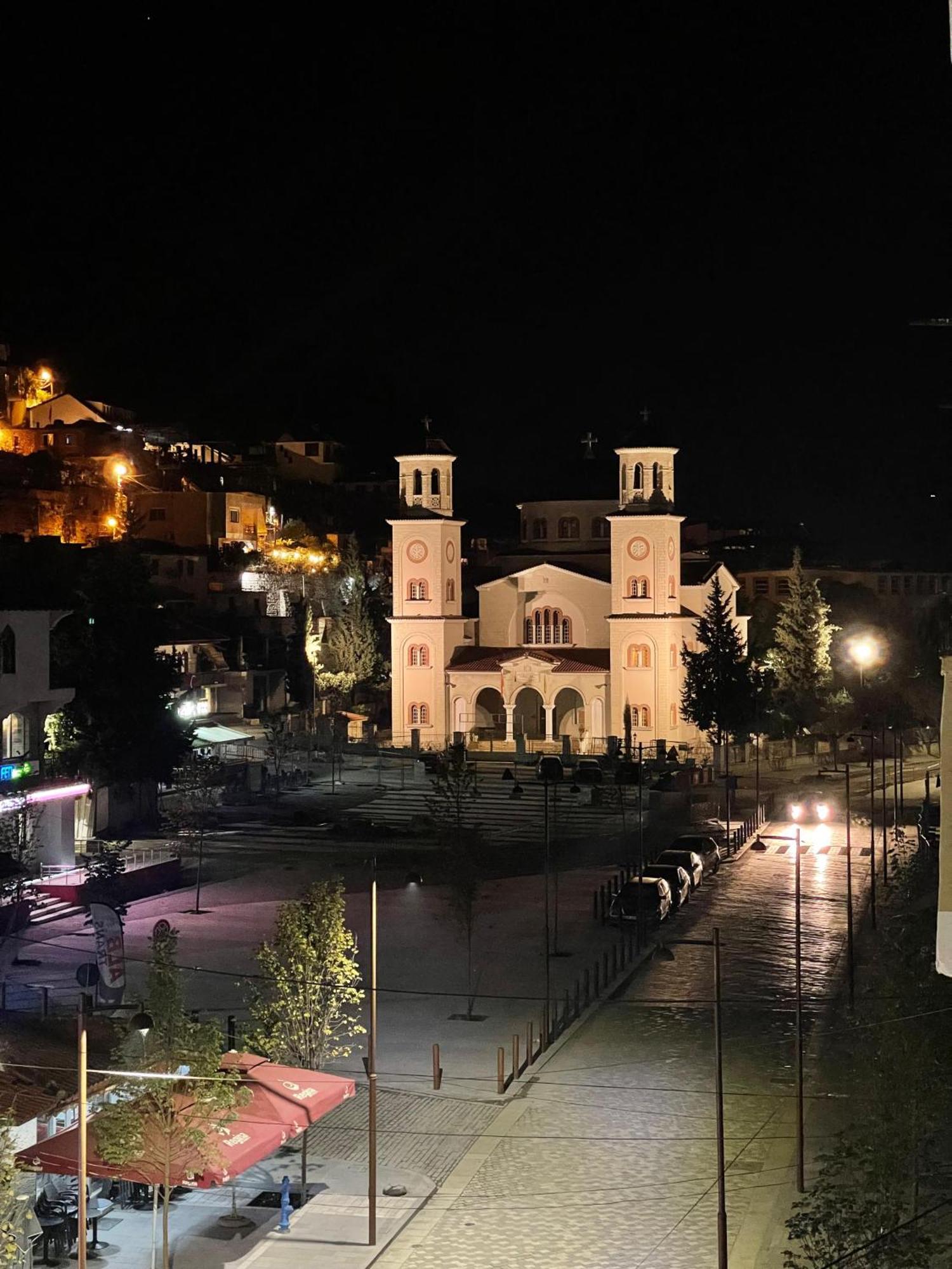 Beratinus Apartment In Berat Center Екстериор снимка