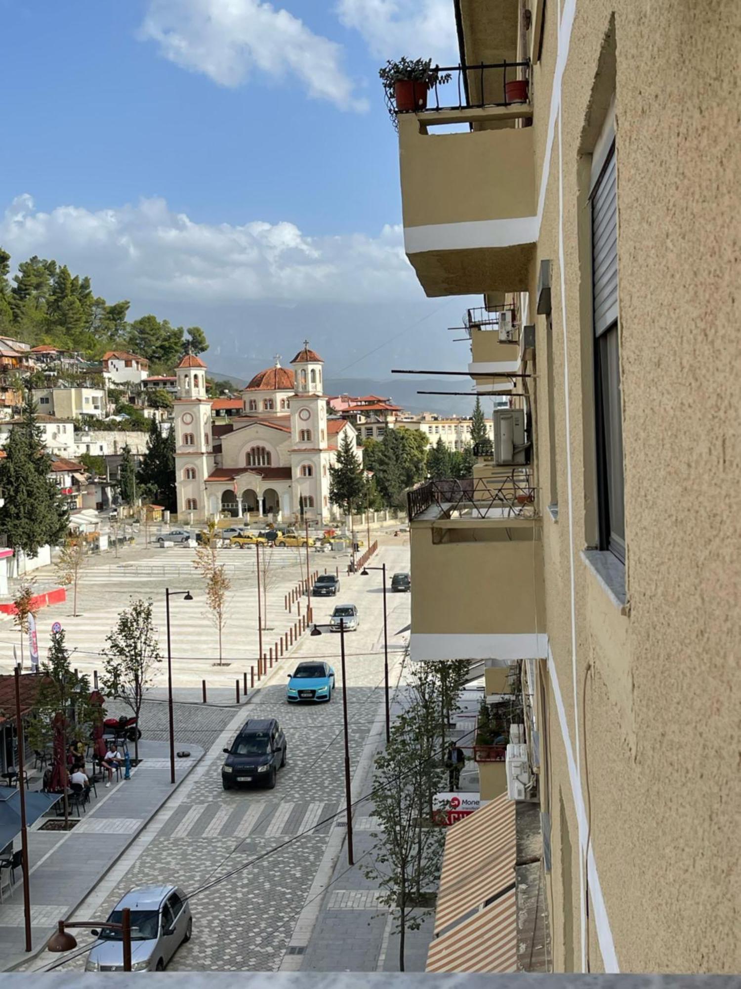 Beratinus Apartment In Berat Center Екстериор снимка