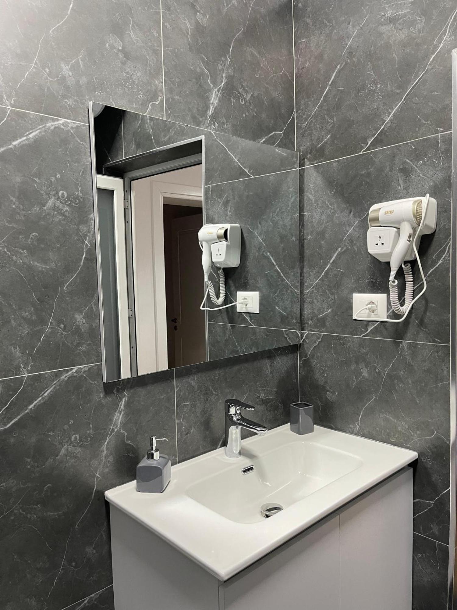 Beratinus Apartment In Berat Center Екстериор снимка